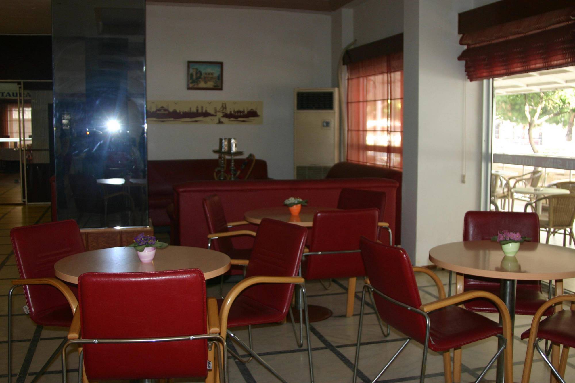 Hotel Santur คูซาดาซี ภายนอก รูปภาพ