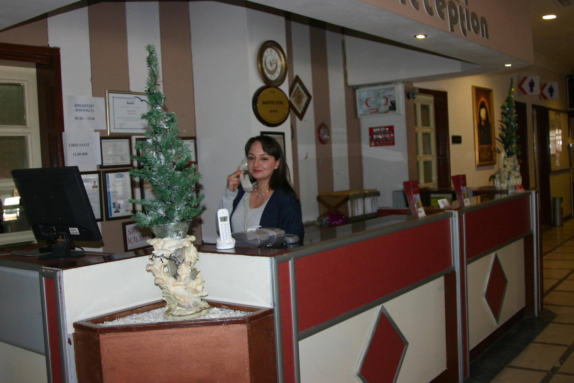 Hotel Santur คูซาดาซี ภายนอก รูปภาพ