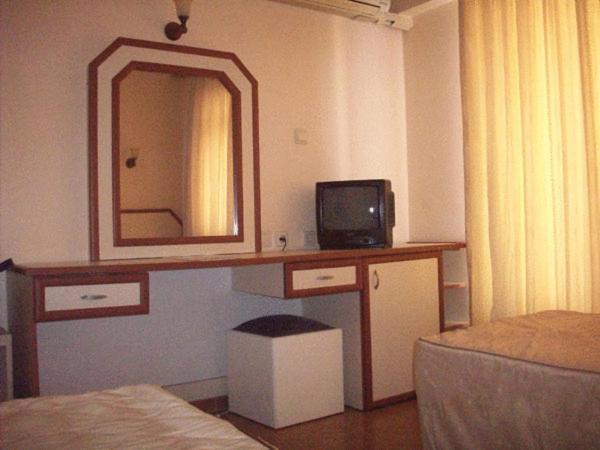Hotel Santur คูซาดาซี ห้อง รูปภาพ