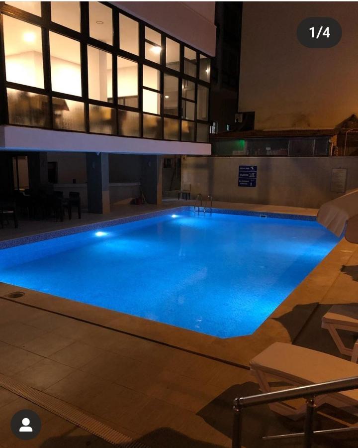 Hotel Santur คูซาดาซี ภายนอก รูปภาพ