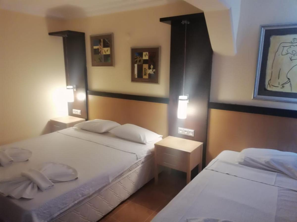 Hotel Santur คูซาดาซี ภายนอก รูปภาพ